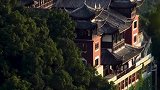 夏天去哪旅游？当然找个避暑山庄啦