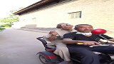 80岁的爷爷撩妹不输年轻人，让这些小伙子情何以堪？