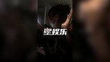 女歌手暴雨被困郑州高铁站，遇交响乐团演奏《歌唱祖国》激动哼唱