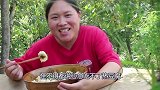 胖妹吃馄饨解馋，新奇做法南北结合，一口一个很过瘾