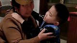两年前妈妈去世，孩子被姥姥抚养，今天姥姥生日又想妈妈了！