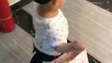 找到合适的音乐了，跟个小妇女一样