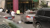 湖南女律师被撞亡肇事司机丈夫：不认识死者 妻子曾下跪道歉