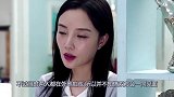 李小璐活动偶遇贾乃亮，却送他了一捆绿葱，网友：太狠了