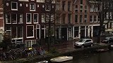 在阿姆斯特丹，感受运河风！