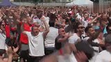英格兰6-1大胜巴拿马  让我们感受下场外球迷的氛围