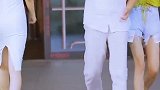 兄弟，不要吃着碗里的看着锅里的，我想你今晚回去跪搓衣板了