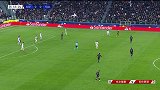 曼朱长驱直入高速奔袭 C罗禁区内争顶错失良机