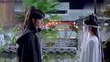 男子路上碰见蒙面女子，叫住她还扯下她的面纱