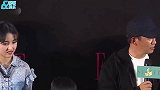 王宝强现身我的姐姐路演，皮肤比张子枫黑几个度，与女友好事将近