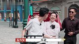郭德纲父子挖坑超默契，秦霄贤当车夫还丢了扇子，太惨了！