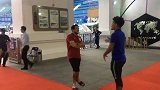 中超-17赛季-阿洛乌索再重逢 赛前互相攀谈叙旧-新闻
