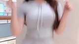 网红美女跳舞精彩好看，舞姿很不错，微胖身材才是极品