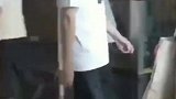 李现走出六亲不认的步伐