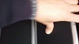 迈巴赫后排小餐桌设计有特点