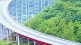 雅西高速干海子特大桥，中国逆天工程，被称为云端上的高速
