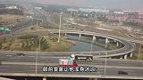 倾家荡产也赔不起！司机高速弄丢13块银砖：归还者一块酬谢2万