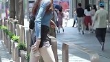 小姐姐这腿加上高跟鞋，在男生眼里简直是完美得不行啊！