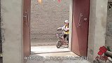 搞笑剧：妹子家里经济困难不愿考大学，哥哥一个举动让她重燃信心