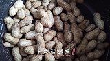 宵夜水煮新鲜花生，白粥下火清肠胃