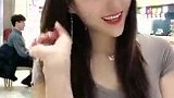 大眼睛的长发女郎，微胖的身材很旺夫，真是优秀