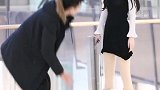 这小哥也太皮啦
