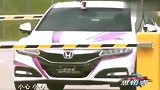不愧是吴京的女人，谢楠开起车来气场真强大，震住林志颖！