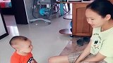 相差16岁的姐姐一来，弟弟就自己打自己，这苦肉计厉害