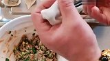 教你包混沌的方法，简单易上手快来试试吧！不用为不会而发愁！