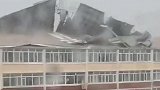 台风美莎克3日中午前后移入吉林 路边大树被拔起 楼顶被掀翻
