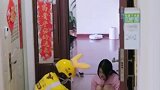 小姐姐，您的榴莲盲盒开好了，容我先走一步！