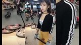 健身房的姑娘身材真是赞！前凸后翘