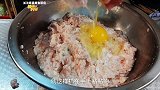 红烧狮子头不要用老方法了,大厨教你1个炒招,弹性十足口感鲜嫩