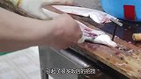 90后小伙专业厨师毕业，处理鳗鱼只需15秒，网友：收徒弟吗