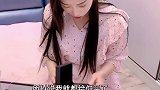 跟风测试一波，看看老婆的反应！果然和预期一下夺门而入！还好我早走准备夫妻日常 情侣日常 搞笑夫妻
