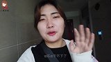 小荷一早进城吃面，香气四溢的牛肉拉面配上拉疙丝，大口吸真过瘾
