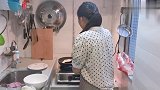 香港先生在家吃泡面，内地媳妇和儿子餐厅吃大餐，吵架了吗？