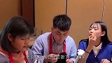 老兄，瞧瞧你干的这啥事，把两妹子快笑岔气了！