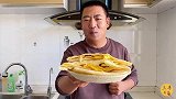 大饼鸡蛋，早点摊卖6元一套，三丰教你在家做，好吃还营养
