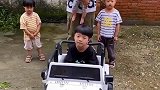 余忆童稚：遥控汽车没电了