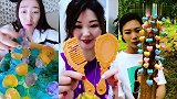 美女直播吃彩色糖果串，看着就过瘾，是我向往的生活