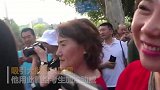 牛！交警朗诵《曹刿论战》送考生 吸引大批家长围观
