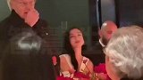 赌王千金露脸那一刻，感觉秒杀了一切啊