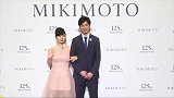 江宏杰晒萌娃近照，女儿撅嘴可爱儿子专注镜头超萌