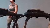女子健身遇到肌肉男反转