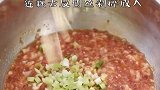 用莲藕做成肉丸子真的超好吃，劝你一定要试试～
