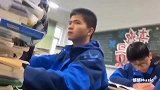 原来十七岁喜欢上的人,真的会喜欢很久很久