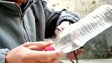 农村大爷发明的干活神器，播种的速度大大增加，可以申请专利了！