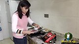 看小静难得被孩惹恼了，娘仨吃火锅还是很开心，为这样的小静点赞