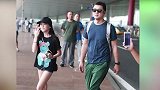 王菲带女儿美国手术后现身机场，李嫣变得超漂亮，气场强大似超模
